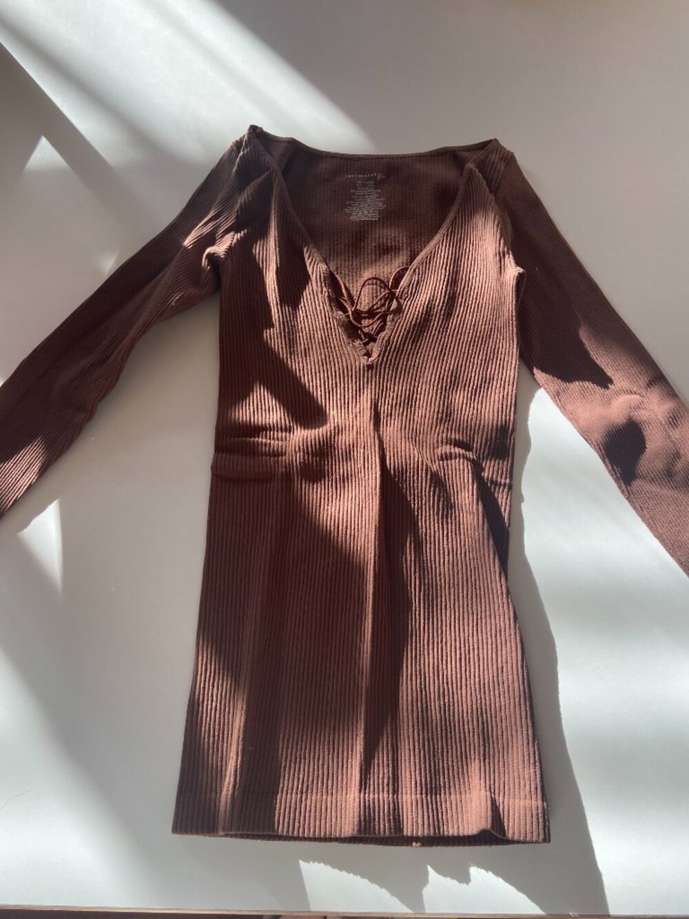 Free People Brown Lace Bodycon V-Neck Long-Sleeve Top like new women’s size S